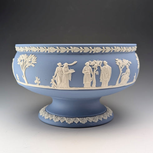 英国ヴィンテージ ウェッジウッド ジャスパーウェア製 脚付き大型ボウル ペールブルー