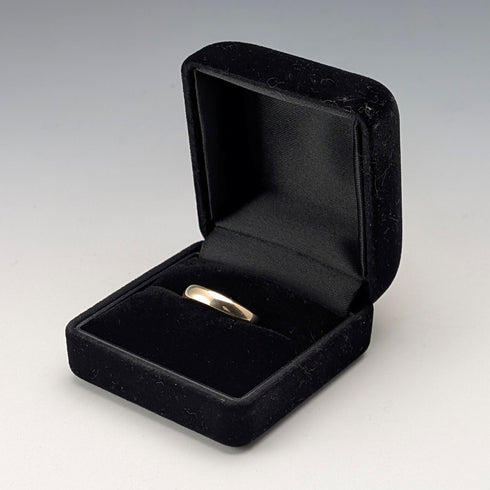 British Vintage K9 Gold Wedding Ring 3g (Size 15) HS Ltd