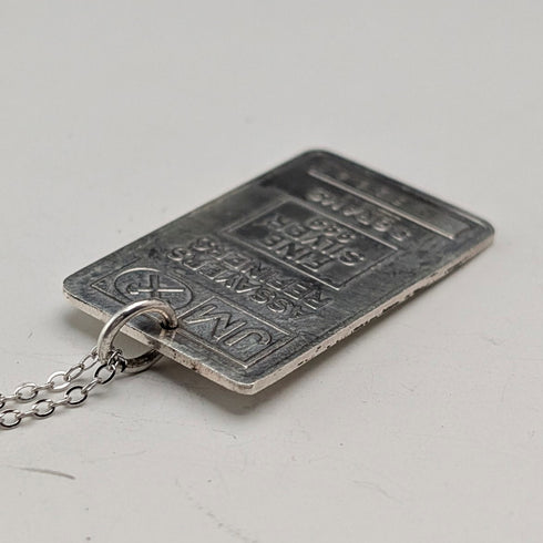 1981年 英国 純銀製 薄型インゴットペンダント純銀ネックレス付 計6g