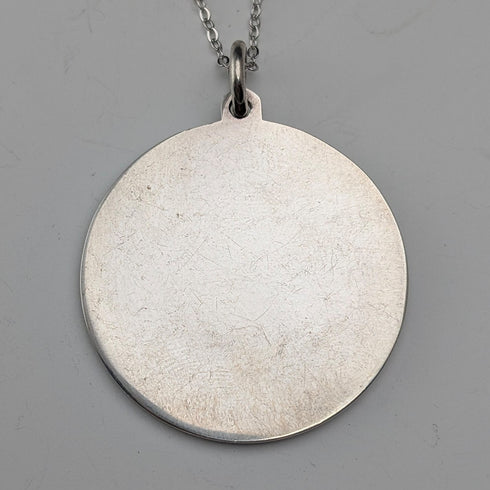 1977 UK Sterling Silver Jubilee Medal Pendant with Sterling Silver Necklace Total 15.9g