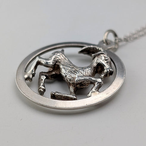 ヴィンテージ 純銀ヤギ ペンダント 純銀ネックレス付き 計6.8g