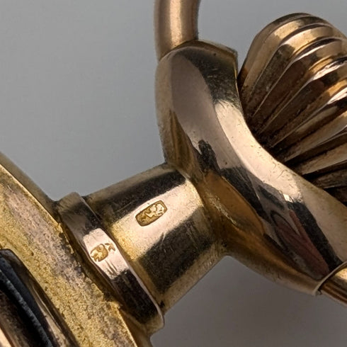 Zenith pocket watch, circa 1913, with dragon relief carving, 18k gold hunter case, in good working order.