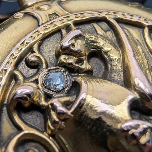 Zenith pocket watch, circa 1913, with dragon relief carving, 18k gold hunter case, in good working order.