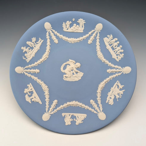 英国ヴィンテージ ウェッジウッド 天使 ジャスパーウェア製 プレートペア 直径22cm ペールブルー①