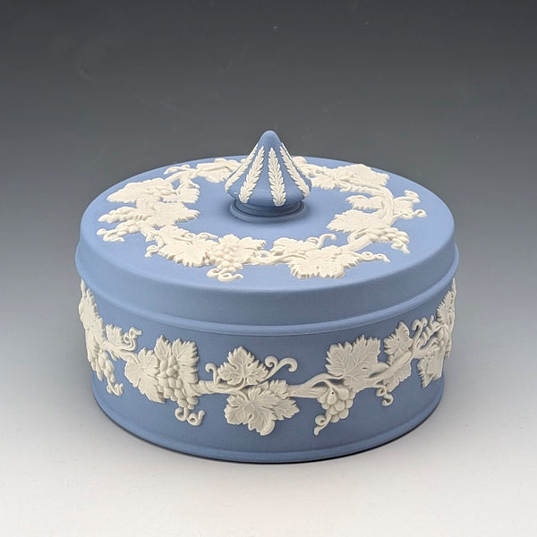 復古英國 Wedgwood Jasperware 淡藍色圓形糖果盒