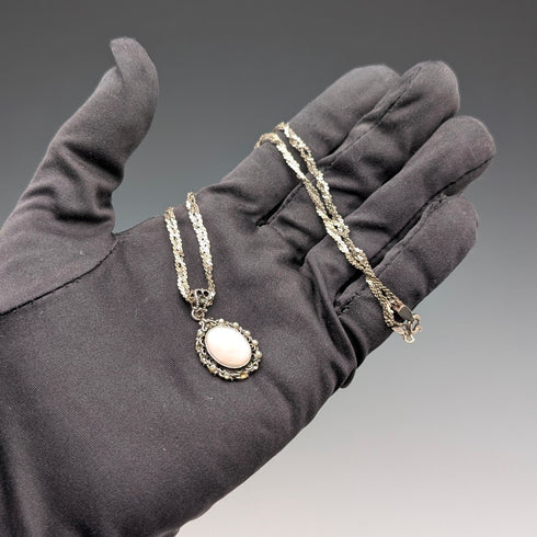 Vintage Mother-of-Pearl Pendant on Sterling Silver Base, with Sterling Silver Necklace, Total Weight 8.1g