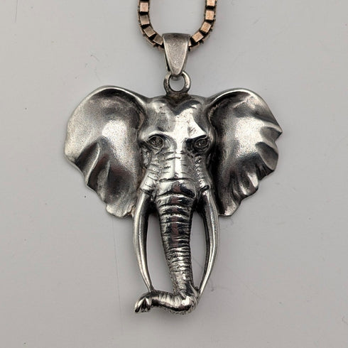 英国ヴィンテージ エレファントヘッド 純銀製ペンダント 純銀金メッキネックレス付 計19g