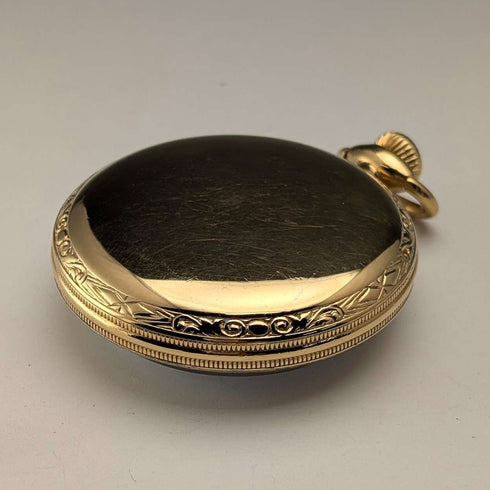 1919 Waltham Traveler pocket watch with gold-plated case, mechanical movement, in good working order.
