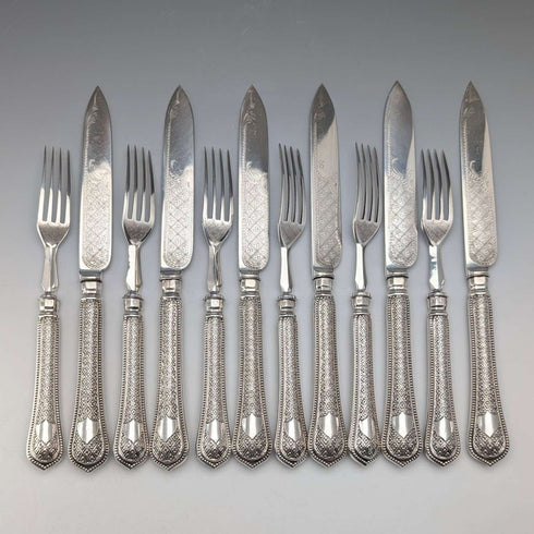 約1867年英國羅伯茲和貝爾克公司出品的古董純銀柄餐具(6對)。