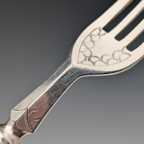 英國古董珍珠母貝甜點餐具,6對,木盒裝,約翰朗德父子公司出品