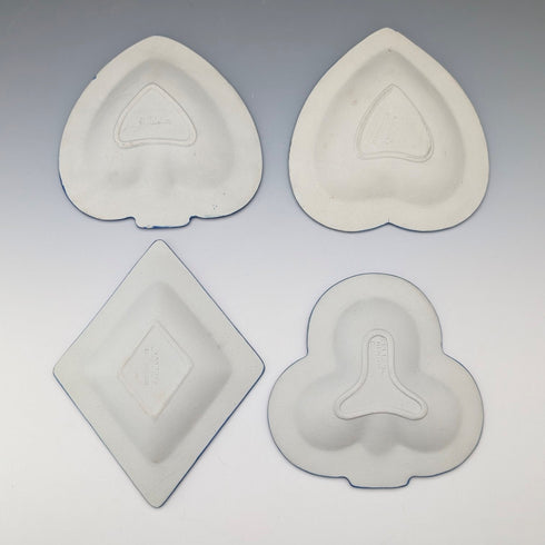 英國韋奇伍德復古碧玉撲克牌形小碟,一組4件,皇家藍