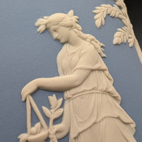 英國韋奇伍德復古碧玉花瓶,淺藍色