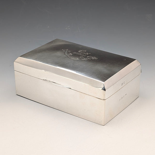 1913 British Antique Sterling Silver Cigarette Box with Wooden Interior, Walker & Hall