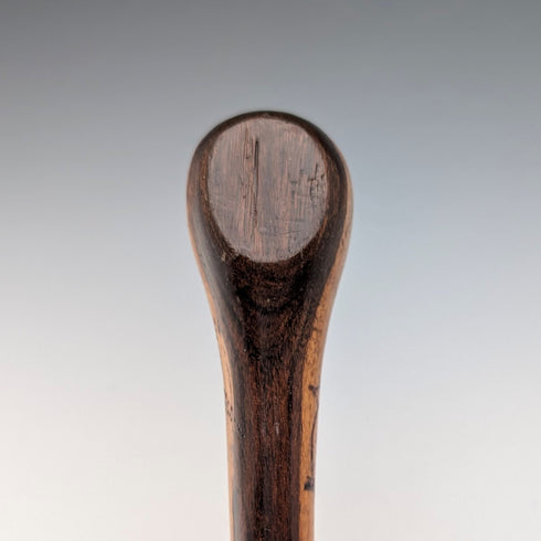 Vintage two-tone brown shaft rondelle handle walking stick, 91cm