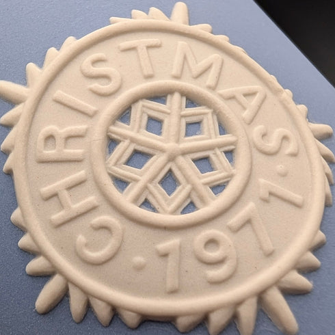 1971 British Wedgwood Jasperware Christmas Mug②