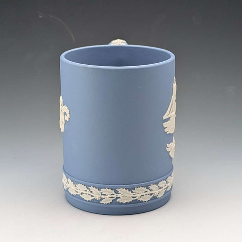 1975 British Wedgwood Jasperware Christmas mug
