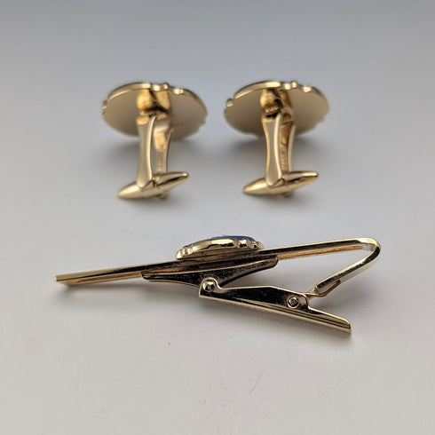 British Wedgwood cufflinks and tie clip with blue jasper sailing ship round cameo and gold-colored base case