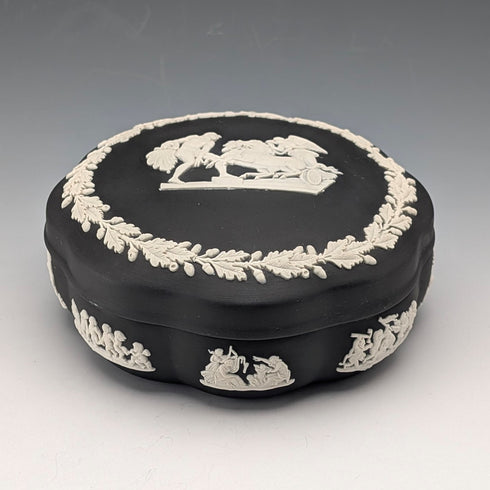 1976 British Wedgwood Black Jasper Trinket Box with Lid, Boxed