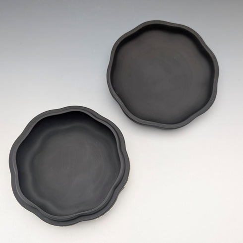 1976 British Wedgwood Black Jasper Trinket Box with Lid, Boxed