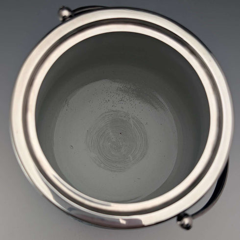 古董英國韋奇伍德餅乾桶 Jasperware 皇家藍色