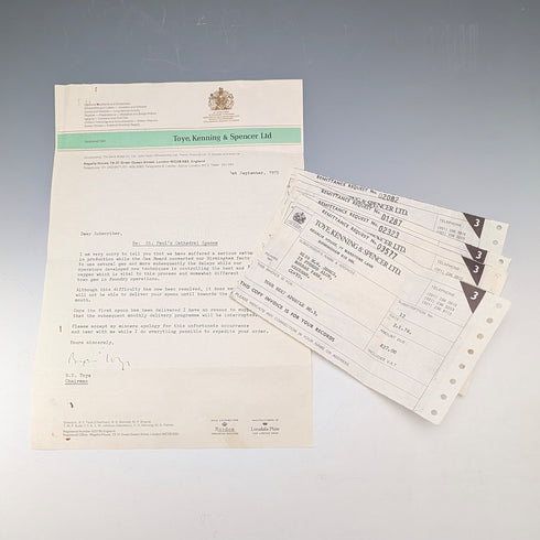 1975 St. Paul's Cathedral Apostle Set of 12 Pure Silver Teaspoons and a Pure Silver Medal, 457g Total, Wooden Case, Toye, Kenning & Spencer