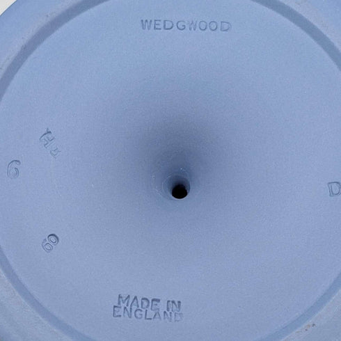 英國韋奇伍德復古碧玉陶淺藍高腳杯