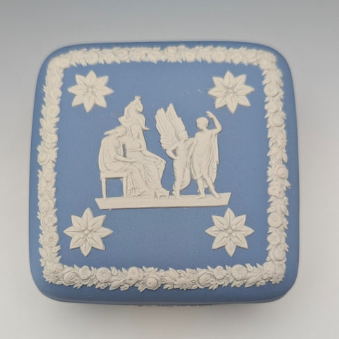 英國韋奇伍德復古碧玉方形帶蓋盒子,一對,淺藍色