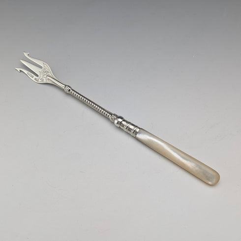 1900年英國古董小叉,珍珠母貝手柄,純銀叉刃,威廉‧德文波特