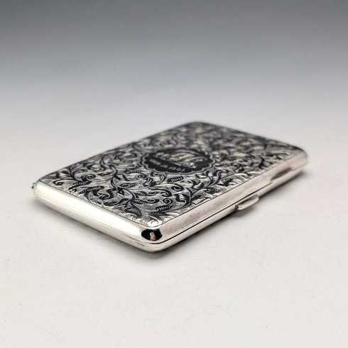 1886年英國古董純銀雙開小卡片盒,重64克,威廉奧利佛