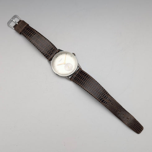1940s Swiss Universal Men's Wristwatch, Mechanical, Cal. 262, Alloy Case, Good Working Condition
