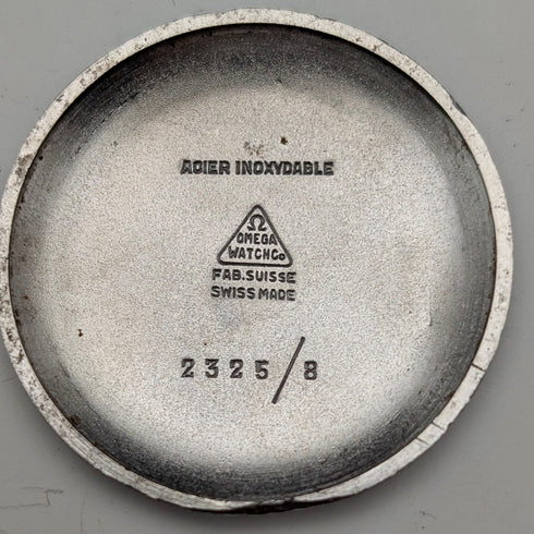 Circa 1943 Omega Ref. 2325/8 Men's Mechanical Wristwatch "Jumbo" Black Dial Green Strap Good Working Condition