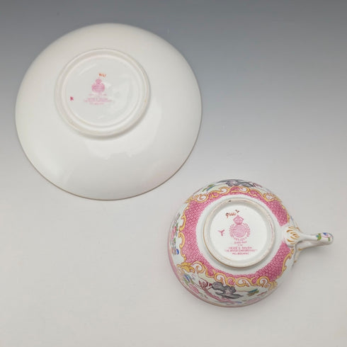 1920年代英國明頓茶杯碟,粉紅色雞蛇圖案,為邁耶商場量身訂製