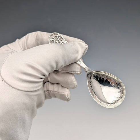 1891年英國古董純銀茶葉罐勺,15.6克,查爾斯·博因頓