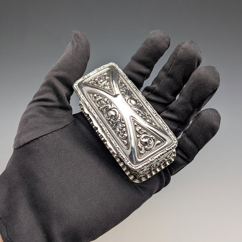 1905年 英国アンティーク 純銀製 トリンケットボックス 38g Thomas Bishton