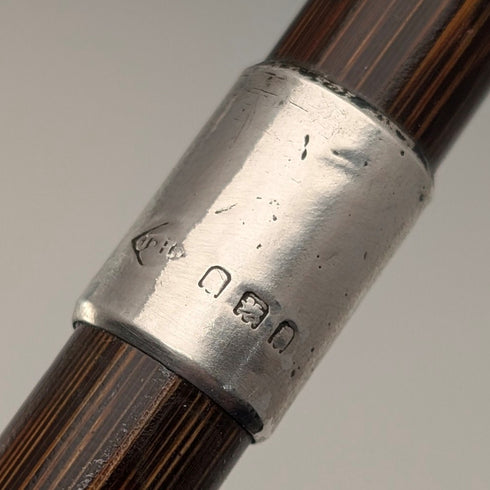 1919年英國古董棕色杖身,彎柄,純銀裝飾輕便手杖,91厘米
