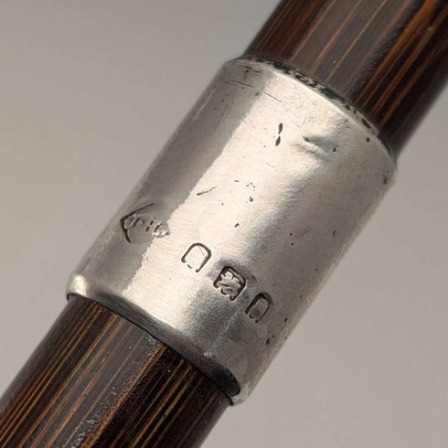 1919年英國古董棕色杖身,彎柄,純銀裝飾輕便手杖,91厘米