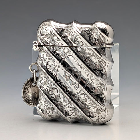 1895年英國古董純銀火柴盒,重36克,附1919年硬幣,托馬斯·海耶斯