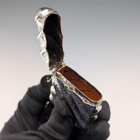 1895年英國古董純銀火柴盒,重36克,附1919年硬幣,托馬斯·海耶斯