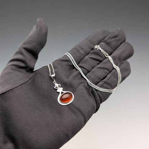 Vintage sterling silver honey amber pendant with sterling silver chain