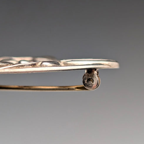 ヴィンテージ 純銀製 マッキントッシュ・ローズ アール・ヌーヴォー様式 オーバルブローチ