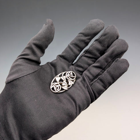 ヴィンテージ 純銀製 マッキントッシュ・ローズ アール・ヌーヴォー様式 オーバルブローチ