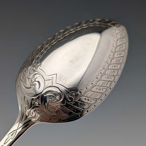 Antique British sterling silver cutlery set, circa 1866, 110g total weight, in case, Martin, Hall & Co.