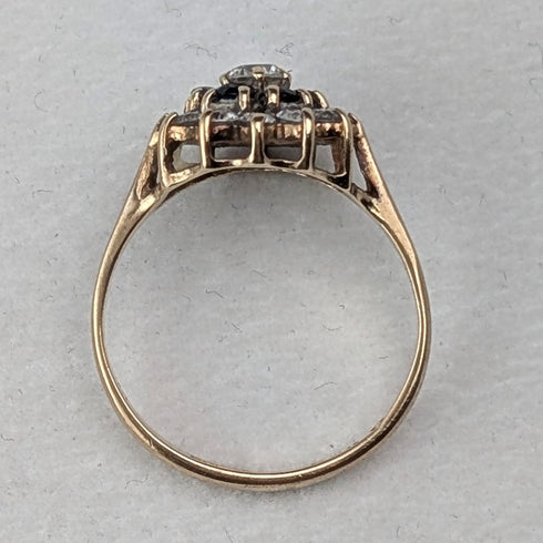 英国ヴィンテージ K9ゴールド サファイヤ&キュービックジルコニア フラワーデザインリング(日本13号) 指輪