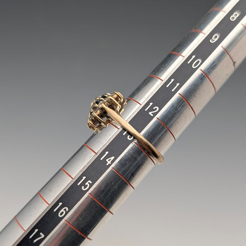 英国ヴィンテージ K9ゴールド サファイヤ&キュービックジルコニア フラワーデザインリング(日本13号) 指輪