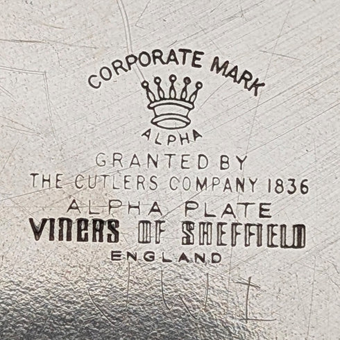 英國老式鍍銀松鼠裝飾堅果碟和胡桃鉗 Viners