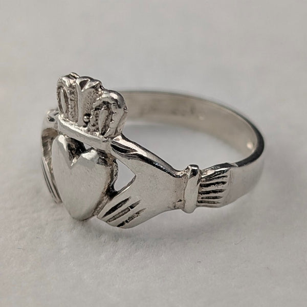 Vintage Irish Traditional Claddagh Ring Sterling Silver (Size 12)