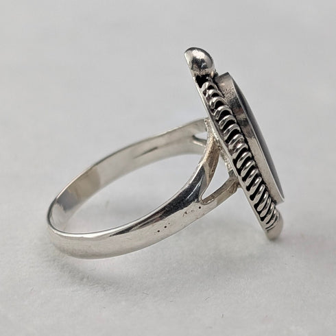 Vintage Onyx Oval Edged Pure Silver Ring (US Size 9.5)