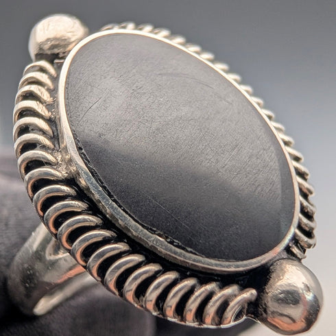 Vintage Onyx Oval Edged Pure Silver Ring (US Size 9.5)