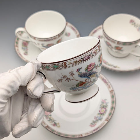 英國復古 Wedgwood「九谷鶴」杯碟三件組①