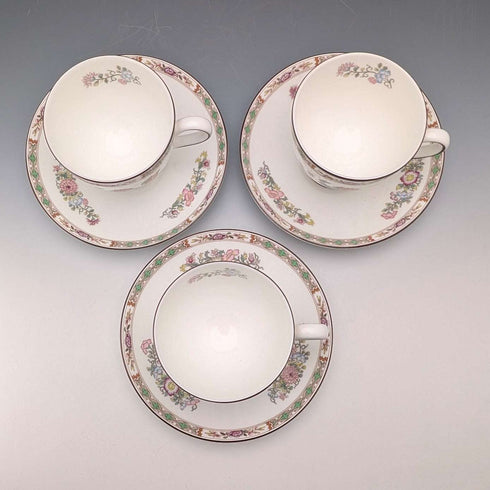英國復古 Wedgwood「九谷鶴」杯碟組 3套②